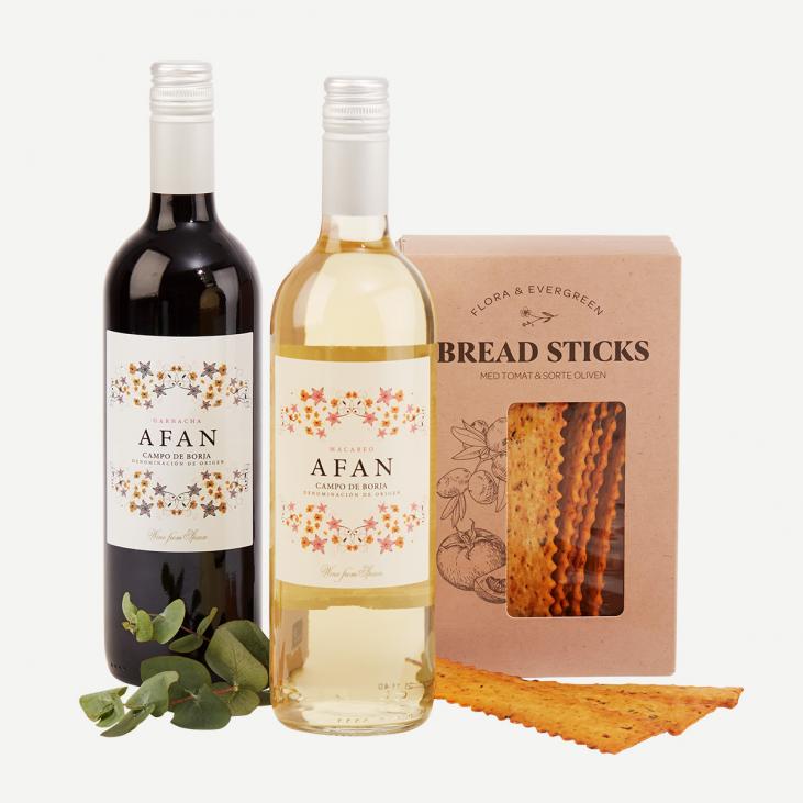 Rød- og hvidvin med bread sticks