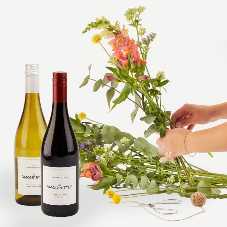 Høj buket med Les Amourettes rødvin og hvidvin (Floristens kreative valg)