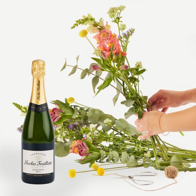 Høj buket med Nicolas Feuillatte Champagne (Floristens kreative valg)